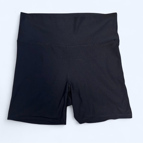 Old Navy Pants - Old Navy Women's Black Bike Shorts